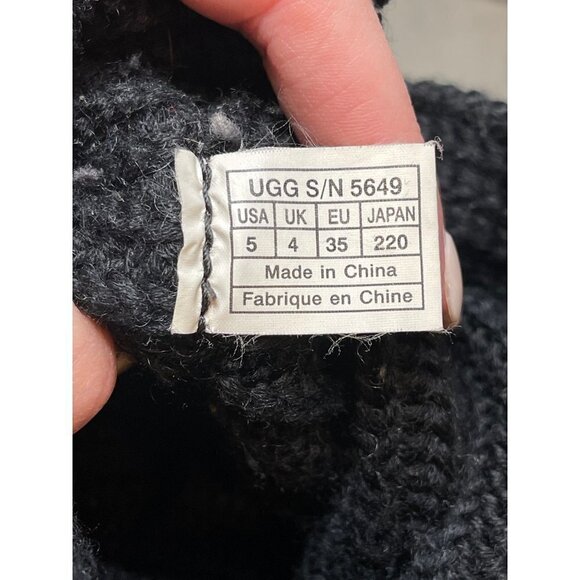 UGG Black 2 Button Knit Classic Cardy Sweater Boots Size 5 - Picture 7 of 8